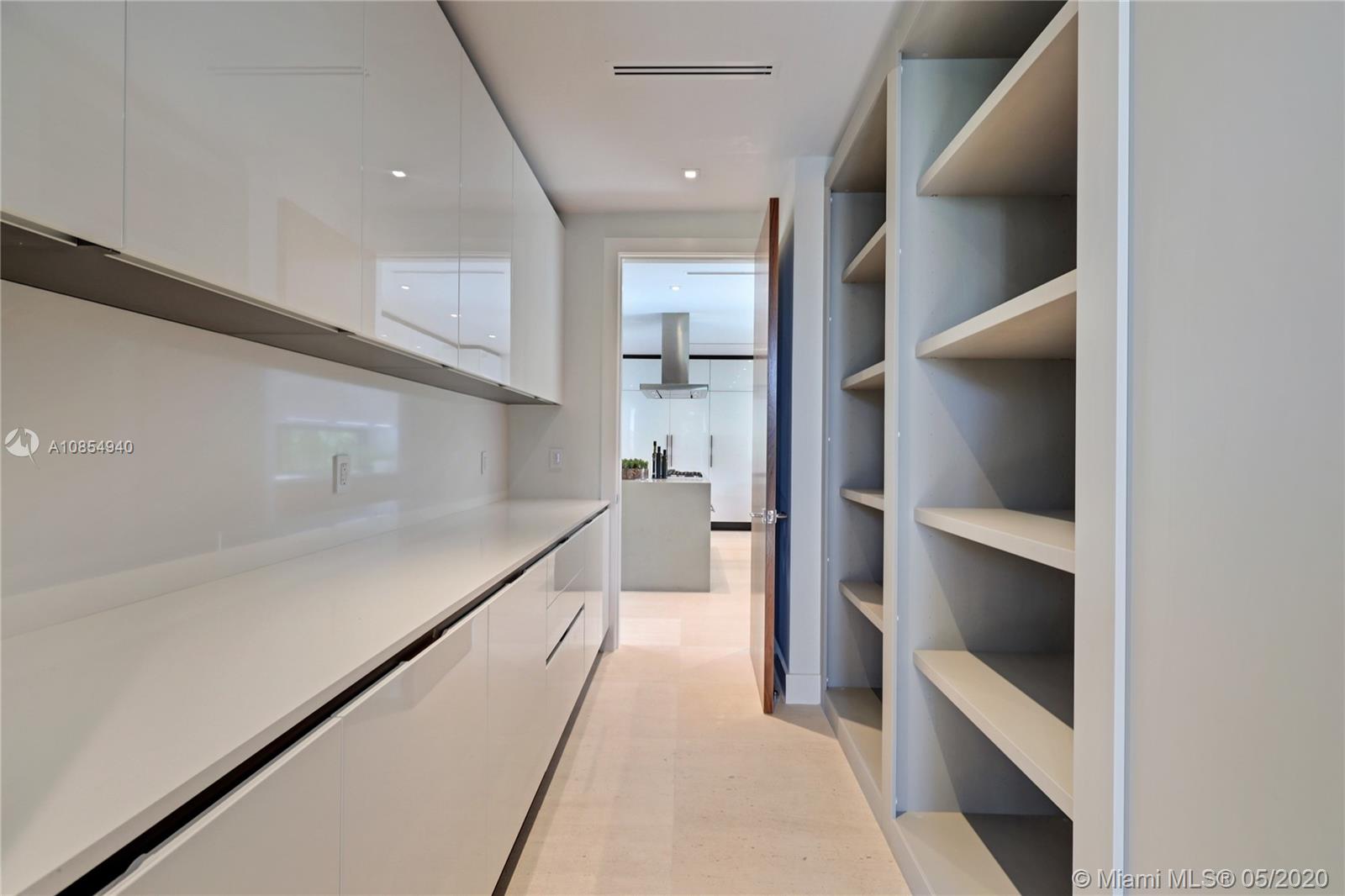 ENTRADA - Residential