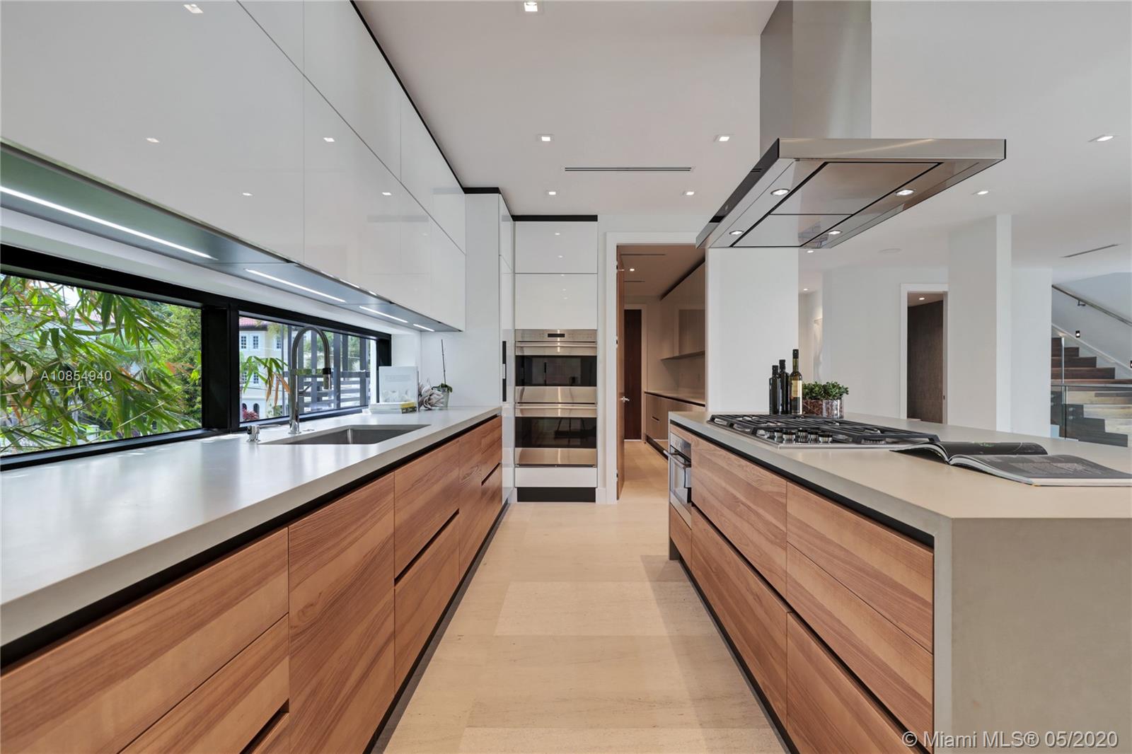 ENTRADA - Residential