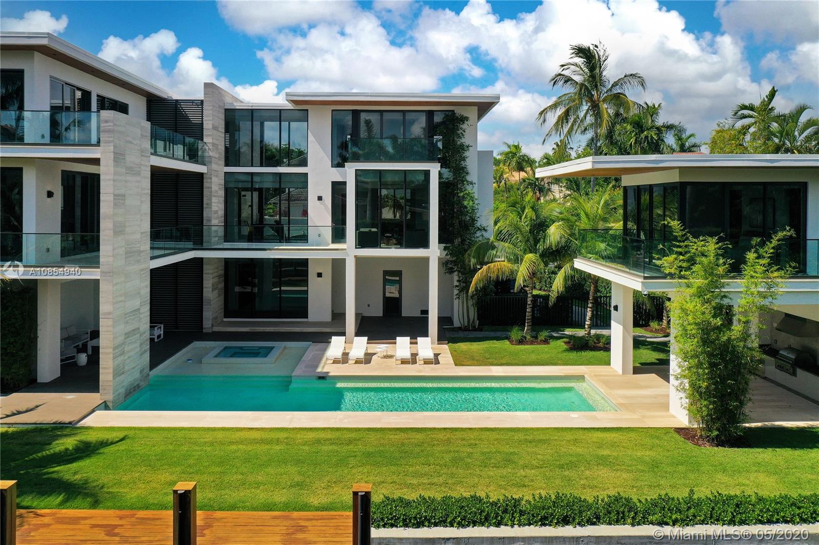 ENTRADA - Residential