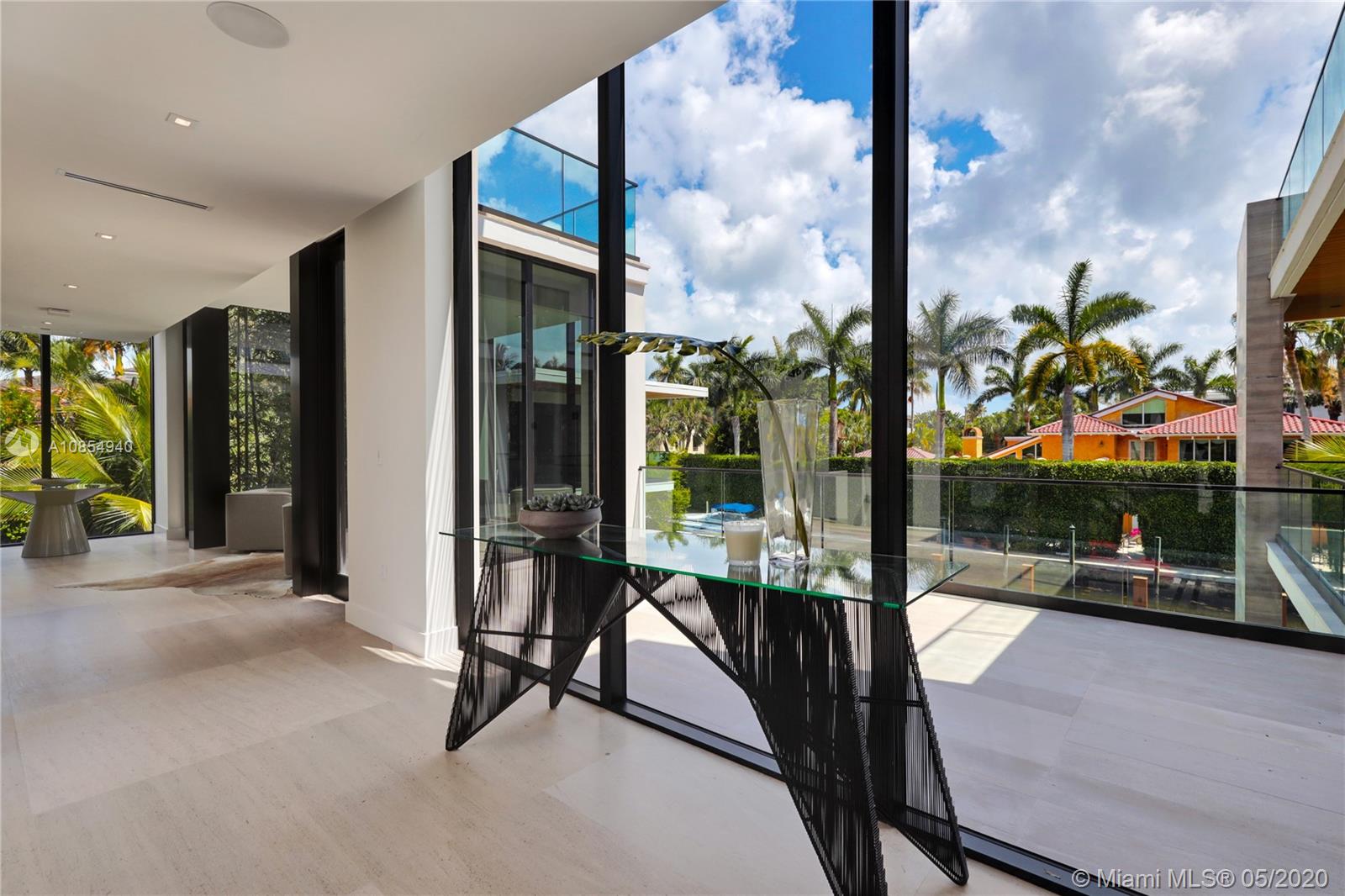 ENTRADA - Residential