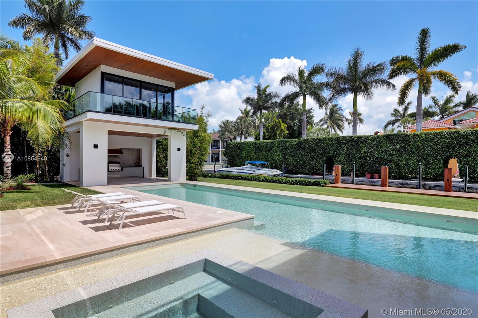 ENTRADA - Residential