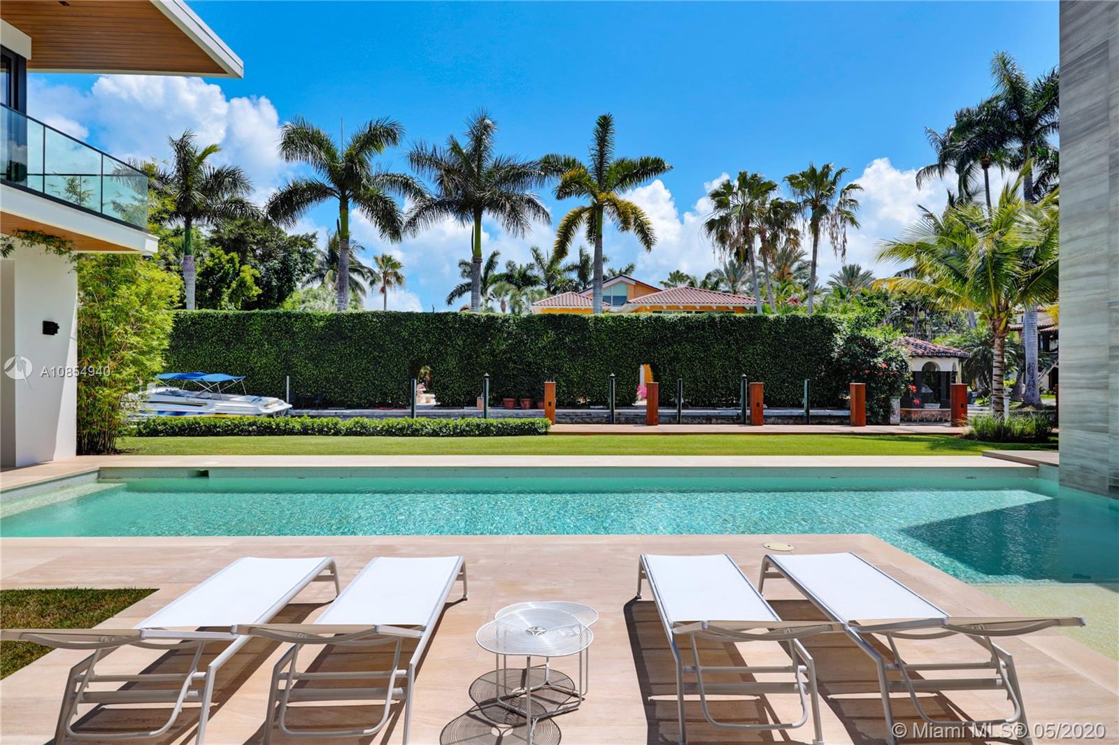 ENTRADA - Residential