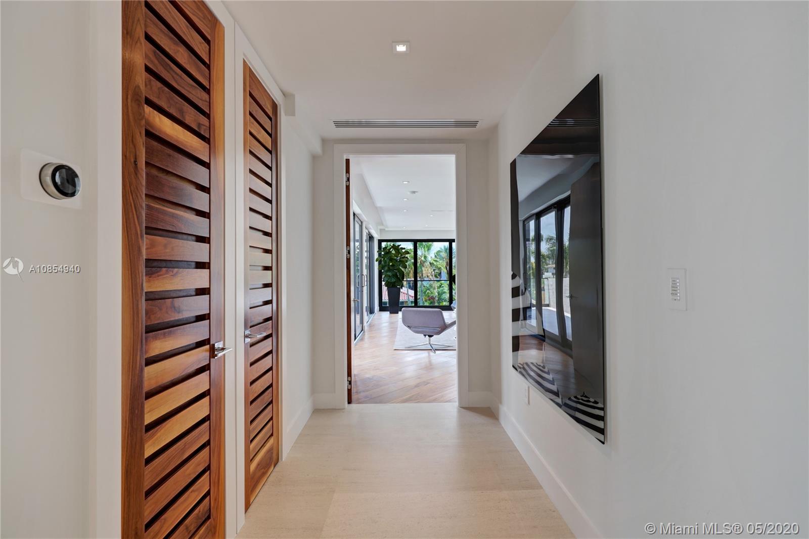 ENTRADA - Residential