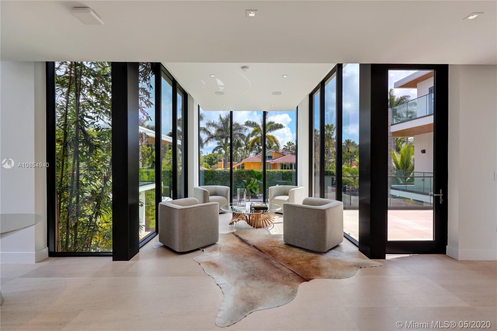 ENTRADA - Residential