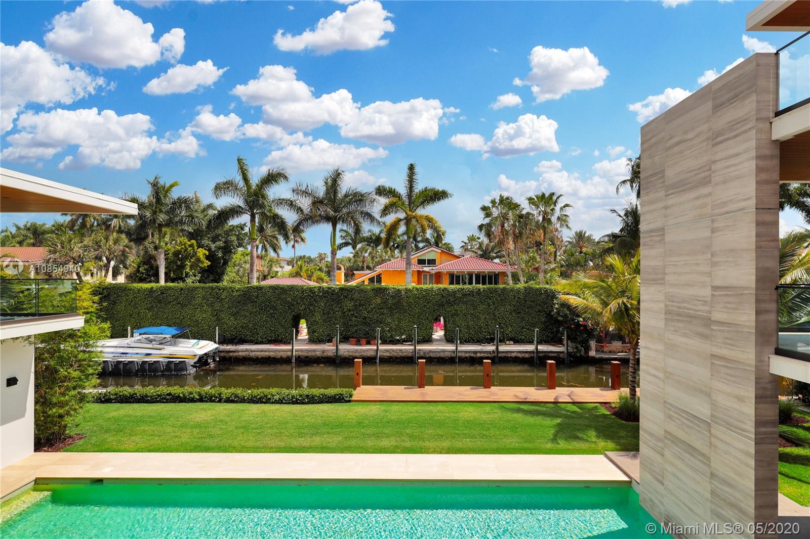 ENTRADA - Residential