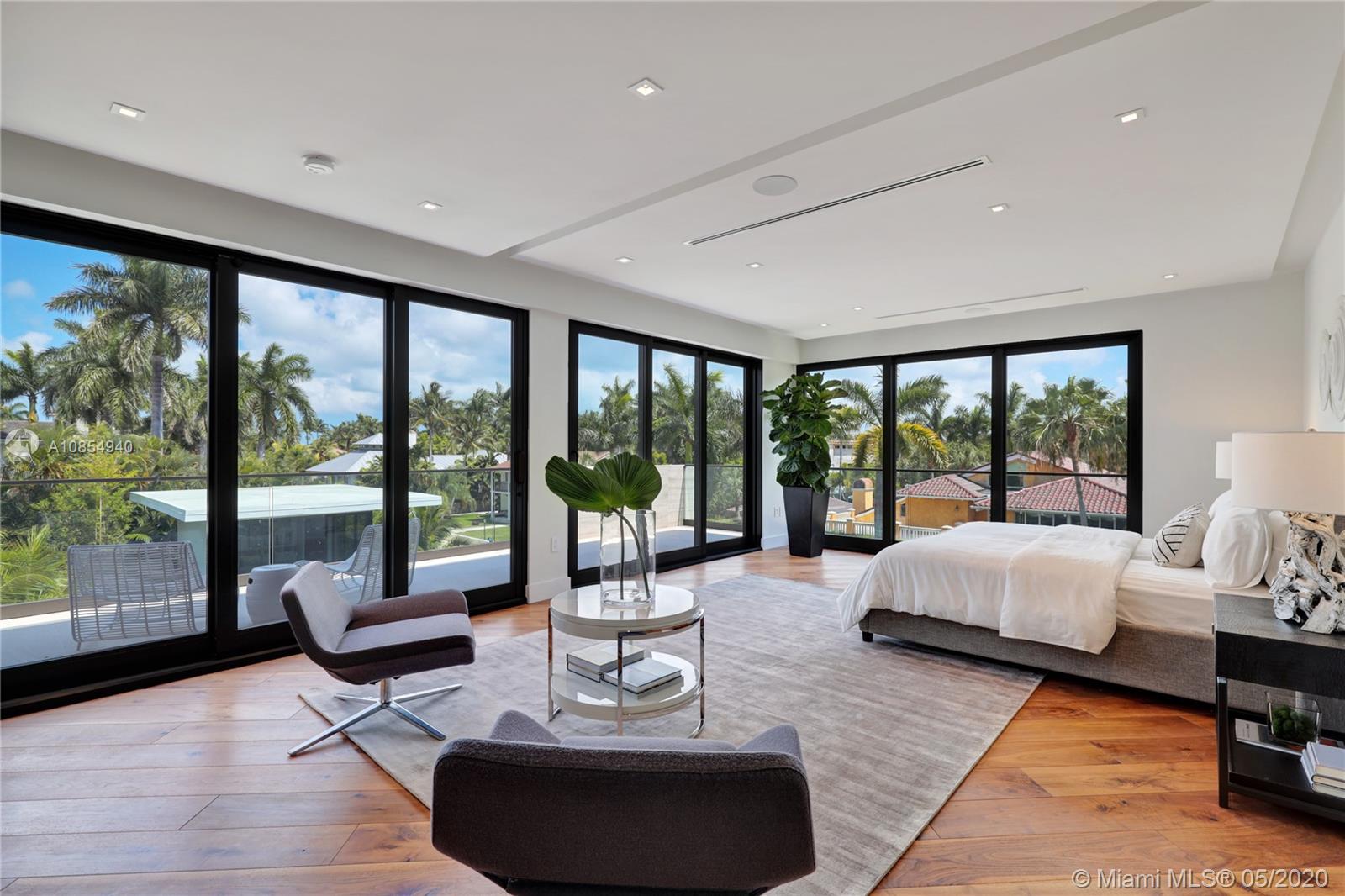 ENTRADA - Residential