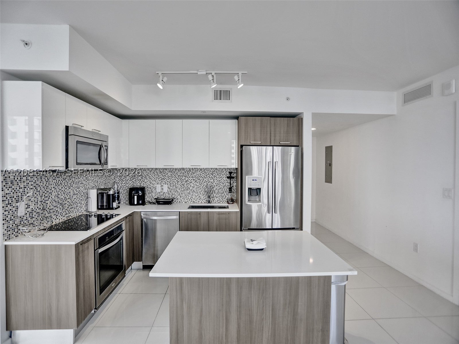 5252 NW 85th Ave 401