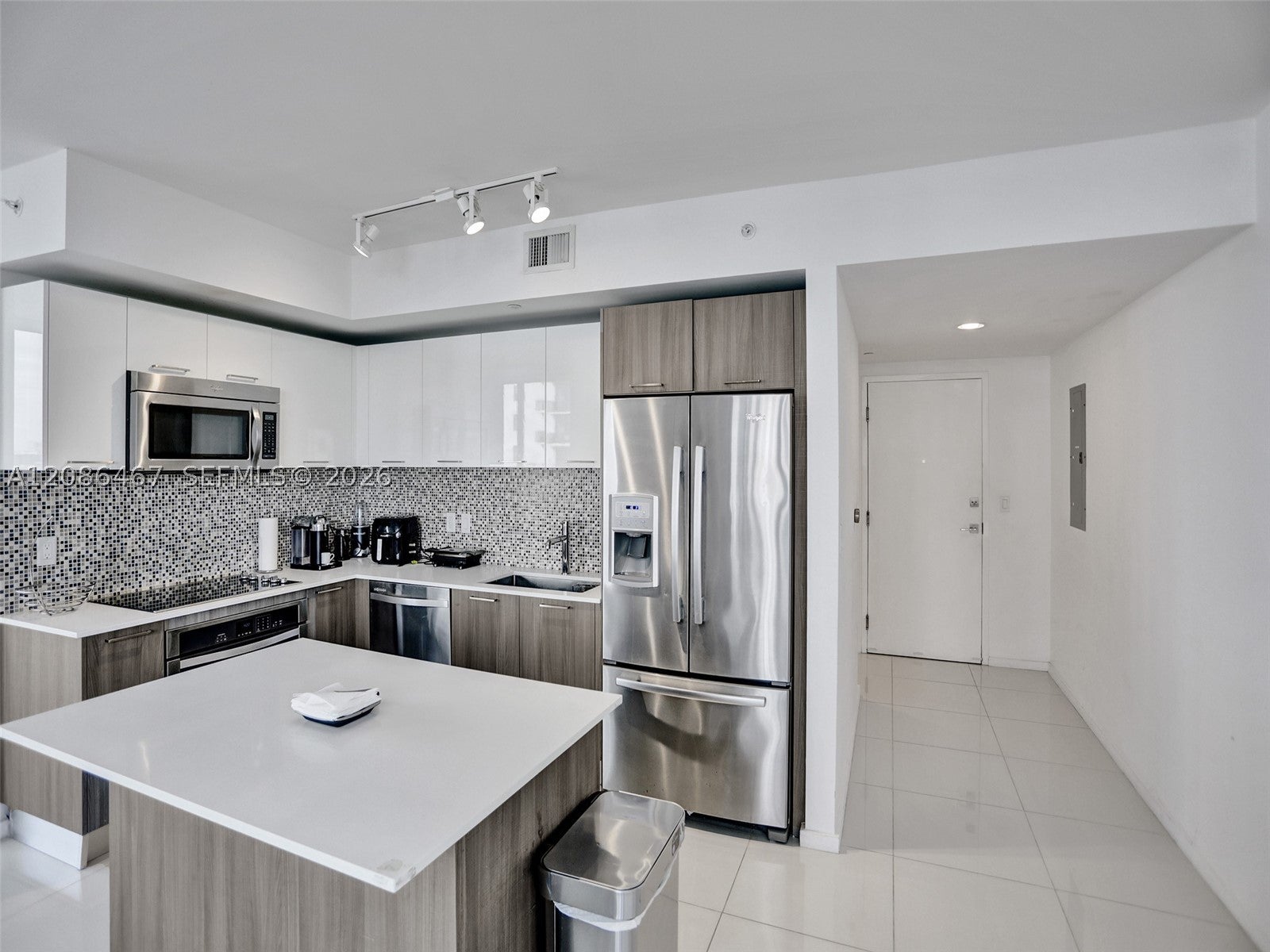 5252 NW 85th Ave 401