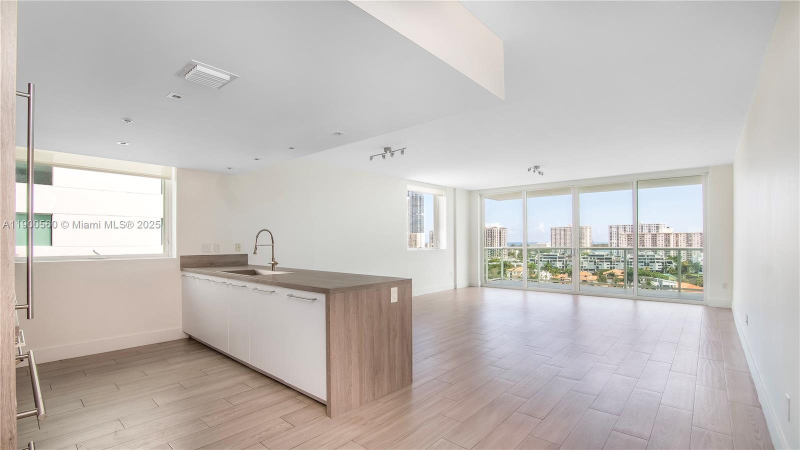 400 SUNNY ISLES CONDO WES - Residential Lease