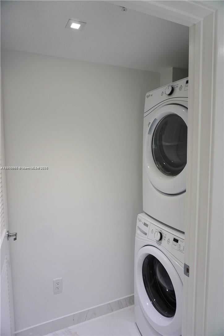 400 SUNNY ISLES CONDO WES - Residential Lease