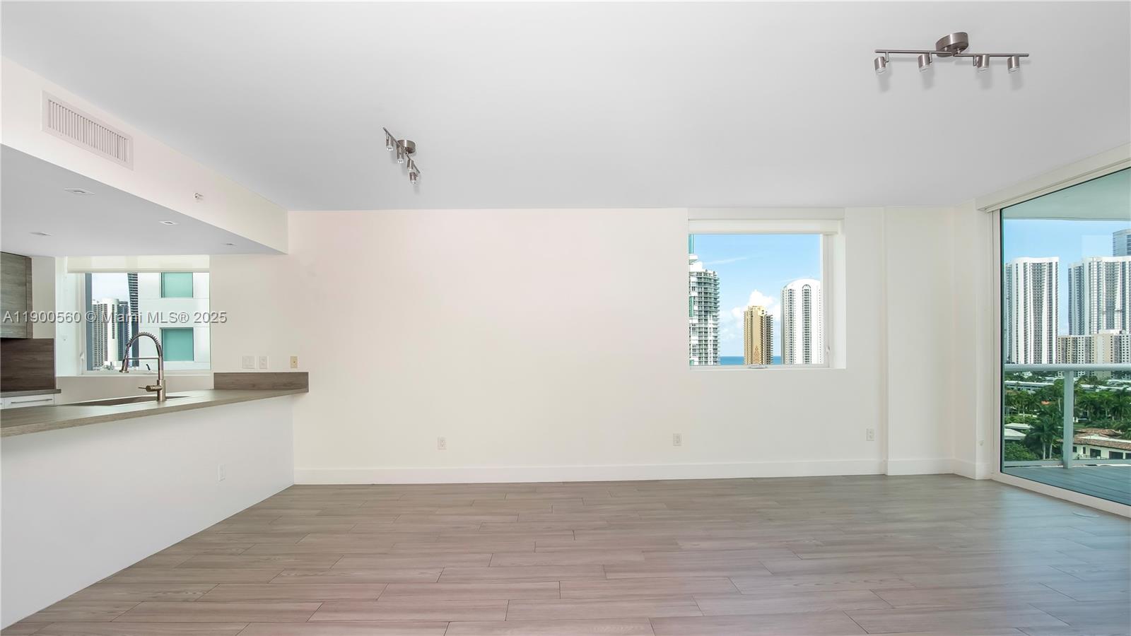 400 SUNNY ISLES CONDO WES - Residential Lease