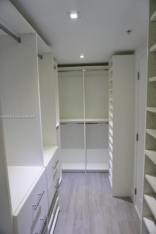 400 SUNNY ISLES CONDO WES - Residential Lease