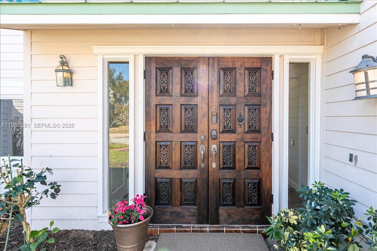 INDIALUCIE - Residential