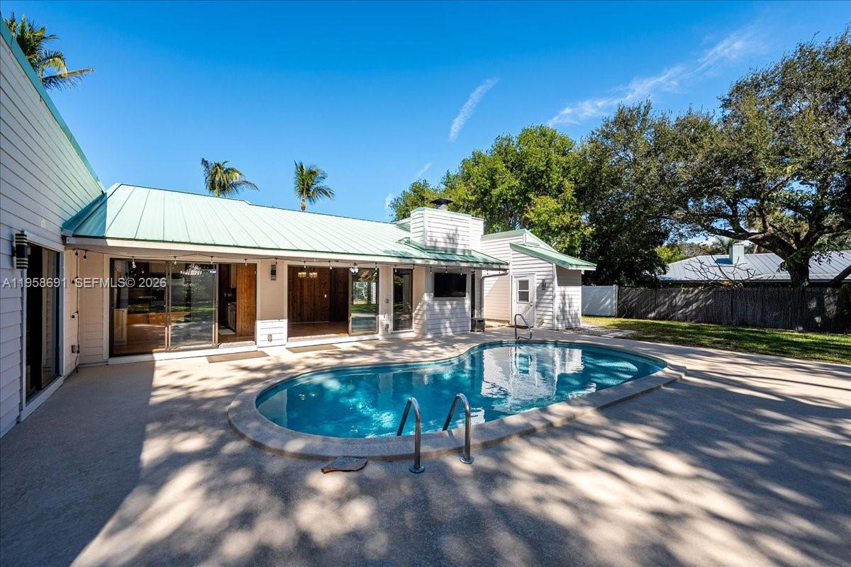 INDIALUCIE - Residential