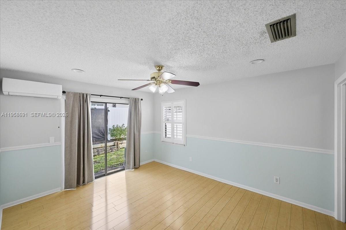 INDIALUCIE - Residential