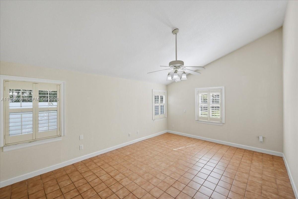 INDIALUCIE - Residential