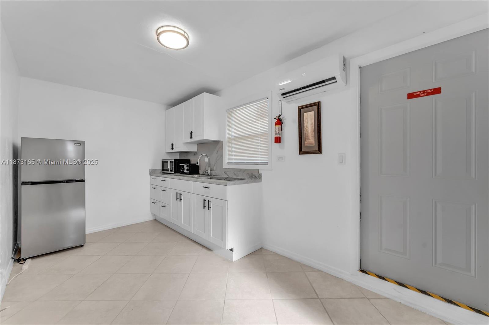 ISLAND VIEW - Residential Lease