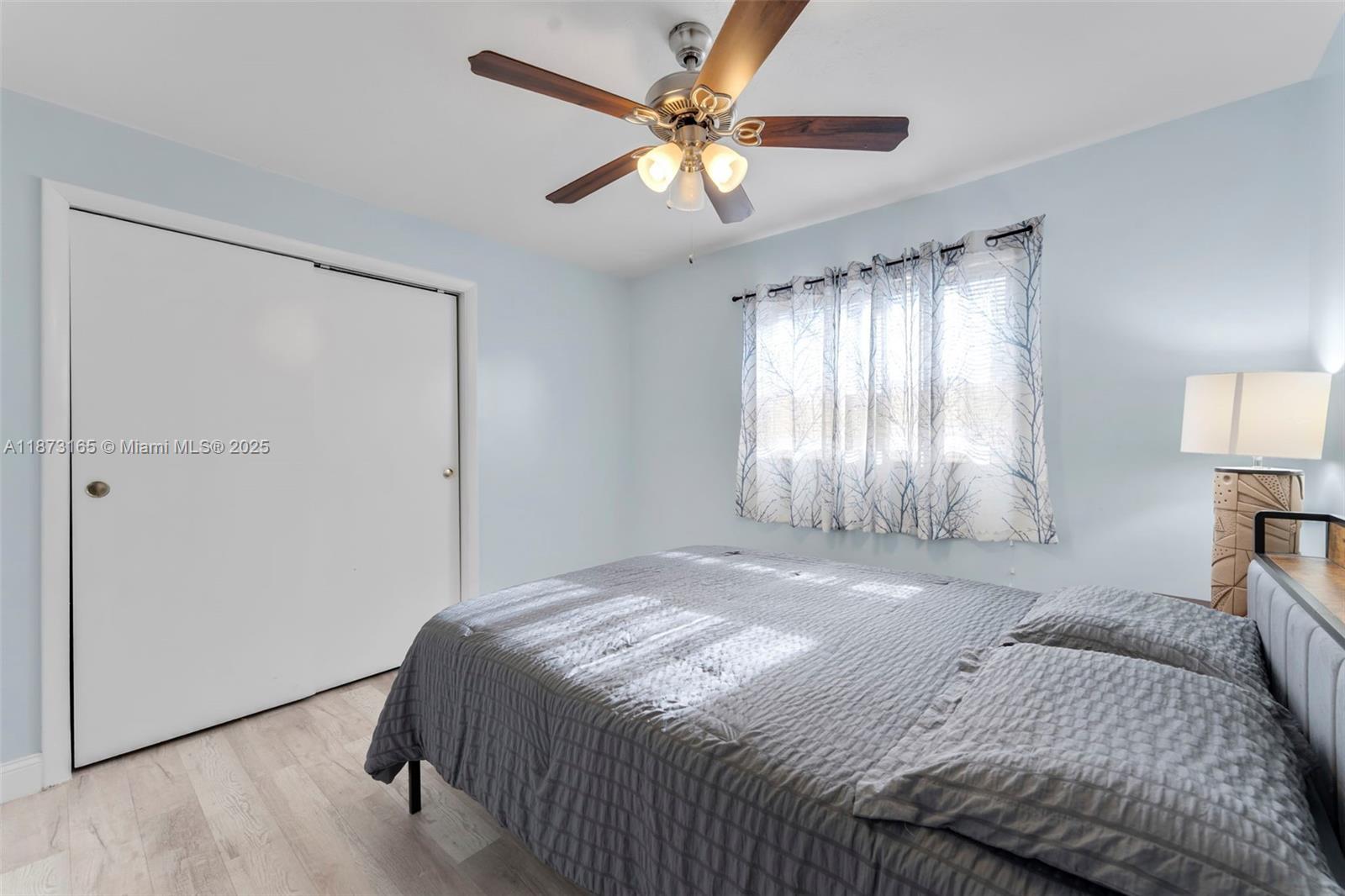 ISLAND VIEW - Residential Lease