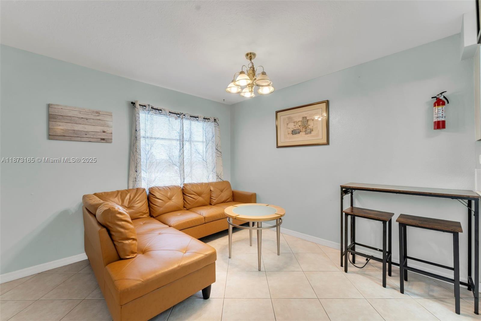 ISLAND VIEW - Residential Lease