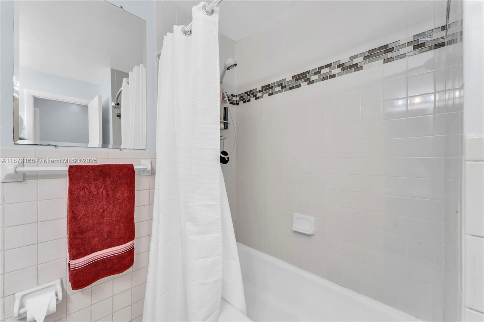 ISLAND VIEW - Residential Lease