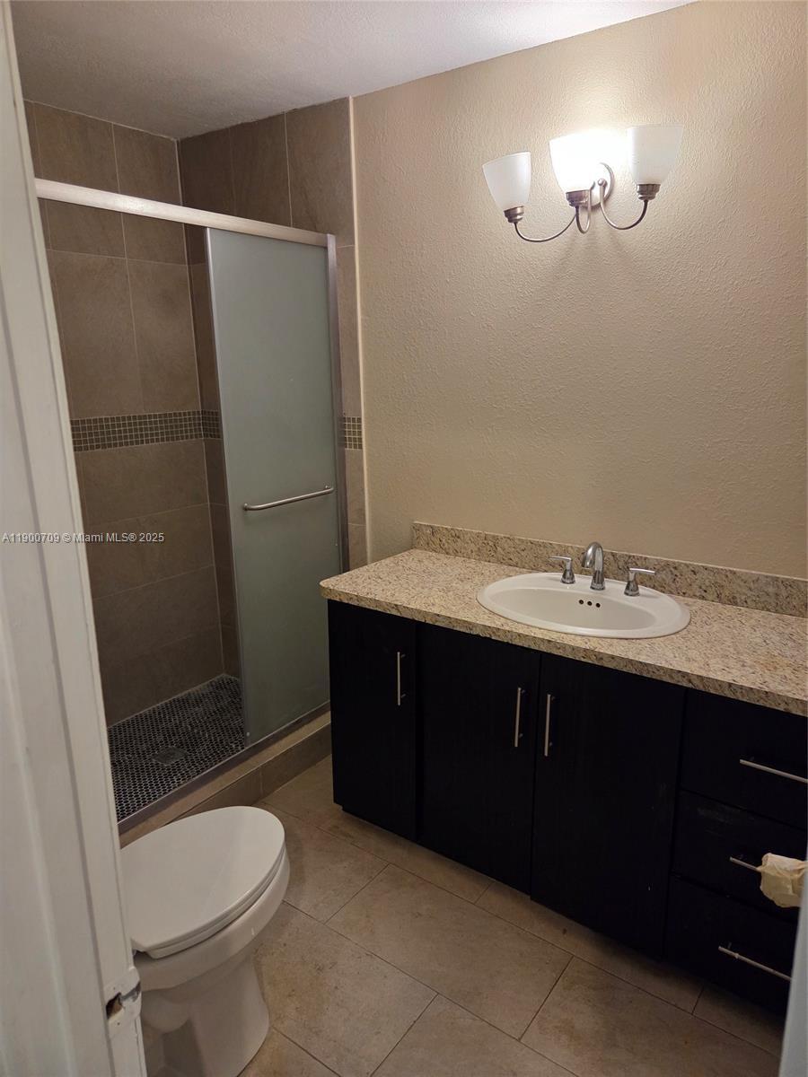 TOWNHOUSE OF JACARANDA - Residential Lease