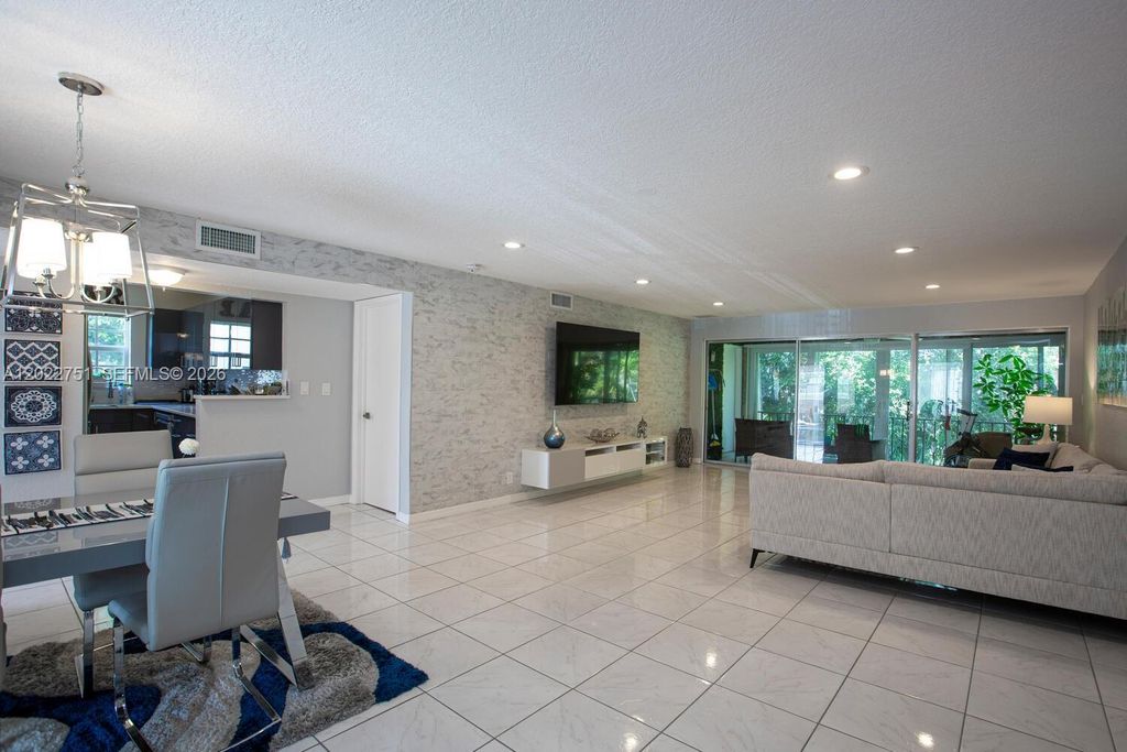 Photo of 3615 Citrus Trce #4, Davie, FL 33328 (MLS # A12022751)