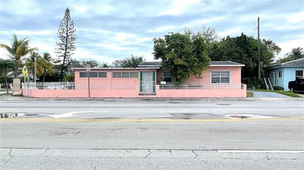 Property for Sale at 4855 N Miami Ave, Miami, Broward County, Florida - Bedrooms: 3 
Bathrooms: 2  - $849,000