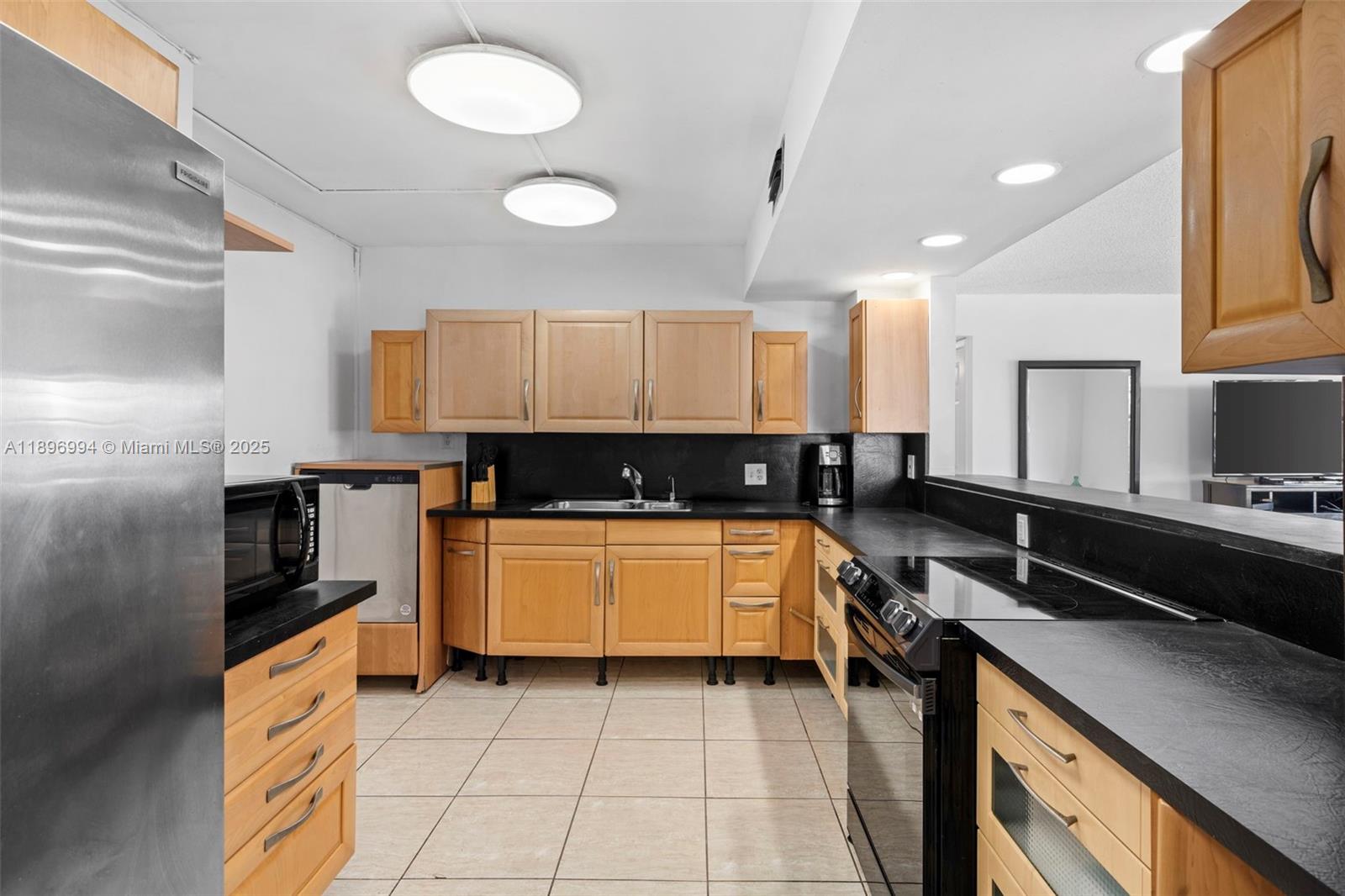 OCEAN VIEW TOWERS CONDO - Residential Lease