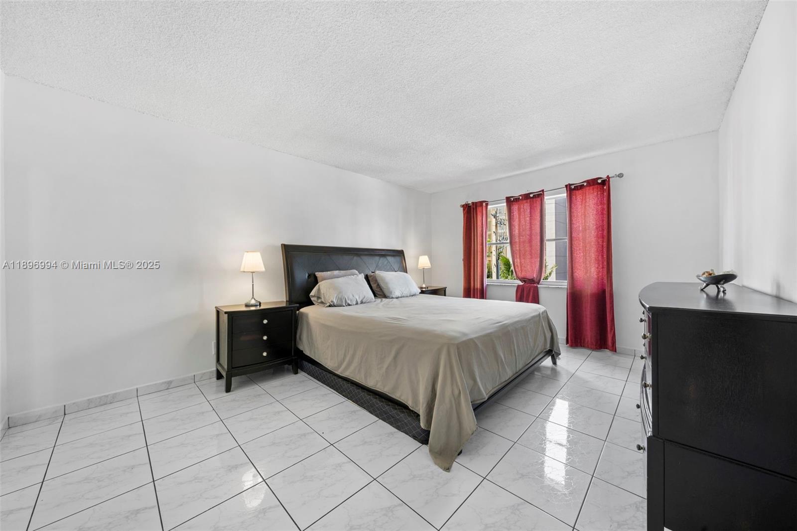 OCEAN VIEW TOWERS CONDO - Residential Lease