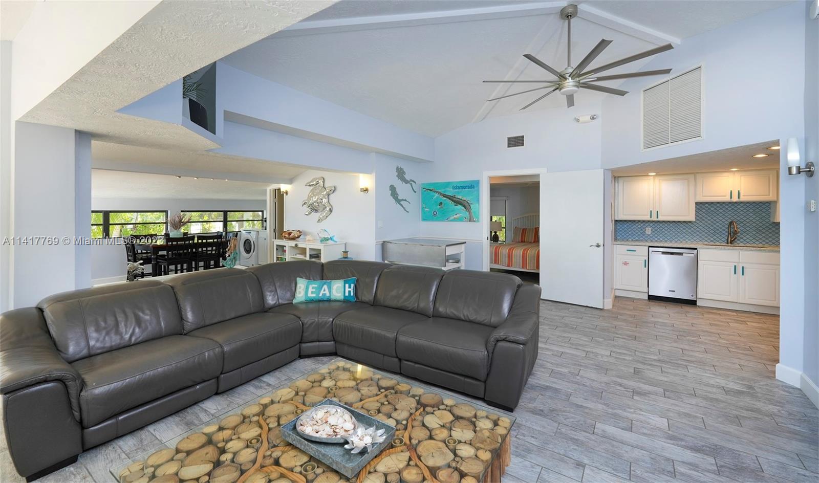 MATE OCEAN BAY SUBD SEC 1 - Residential