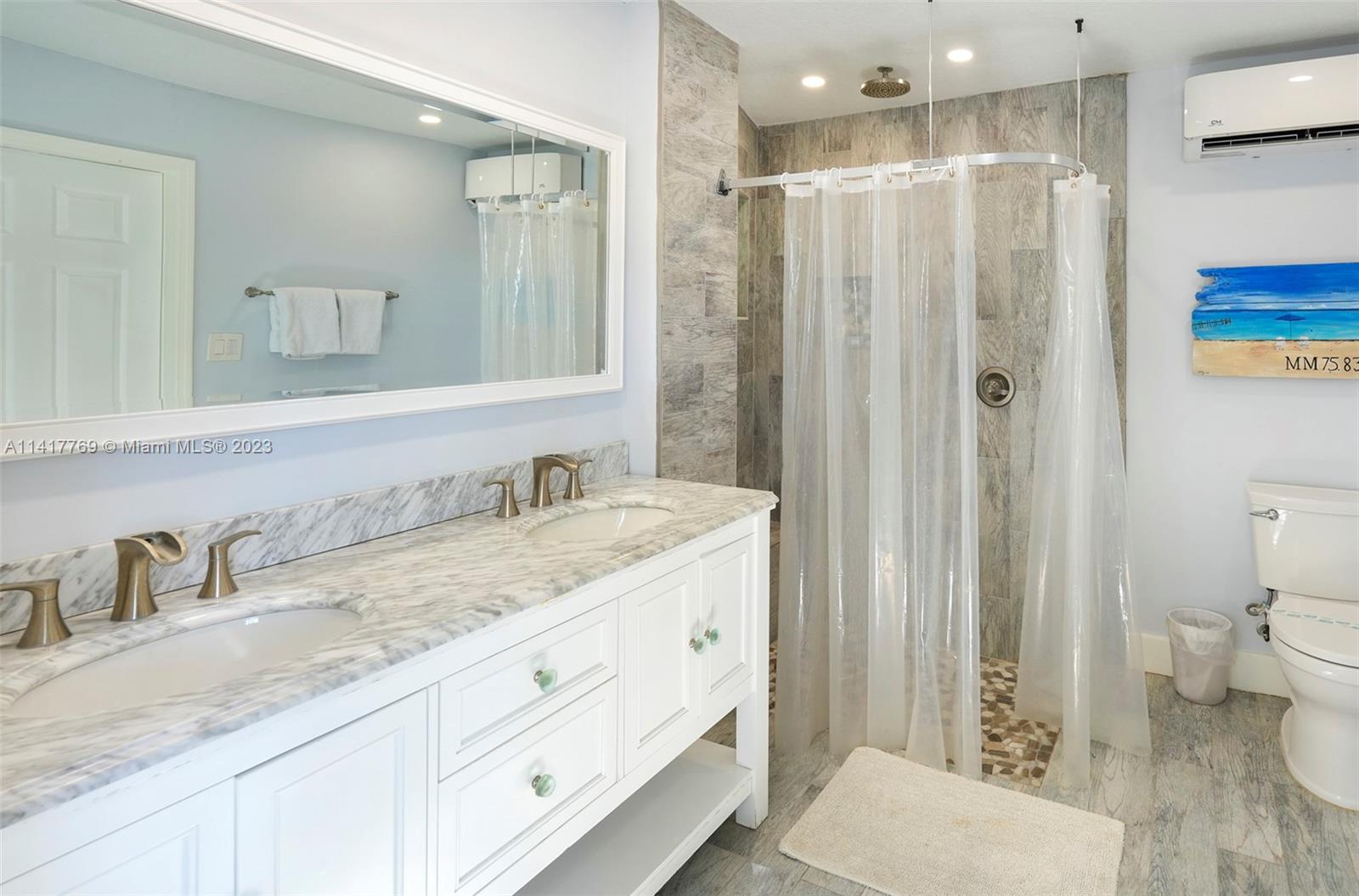 MATE OCEAN BAY SUBD SEC 1 - Residential