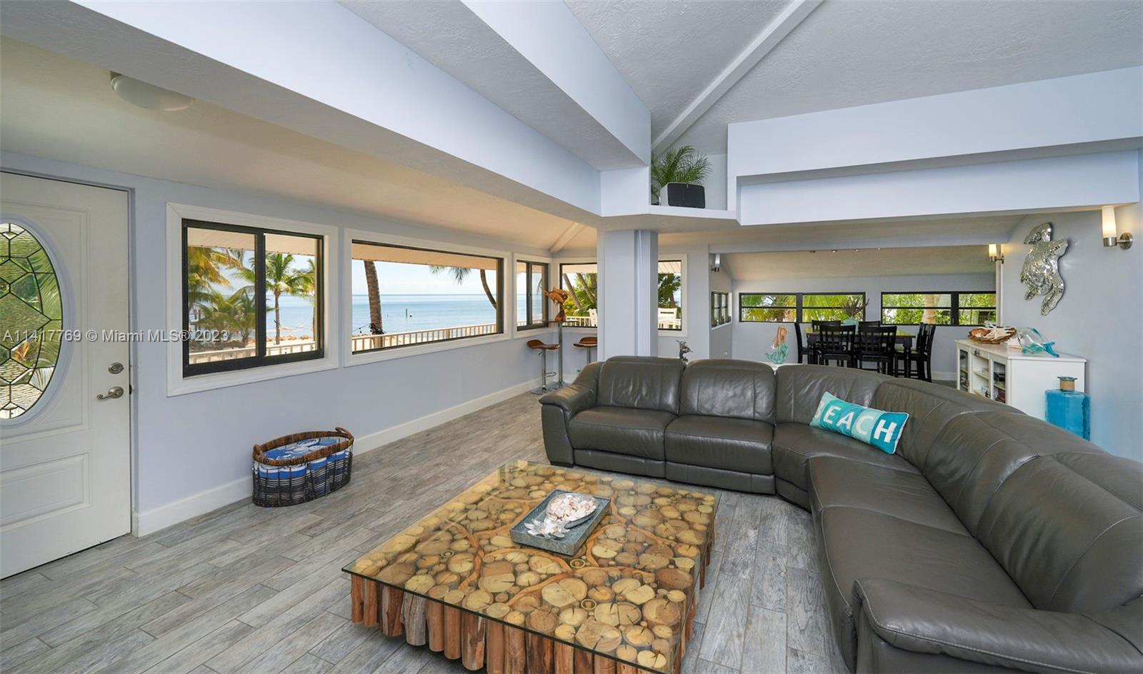 MATE OCEAN BAY SUBD SEC 1 - Residential