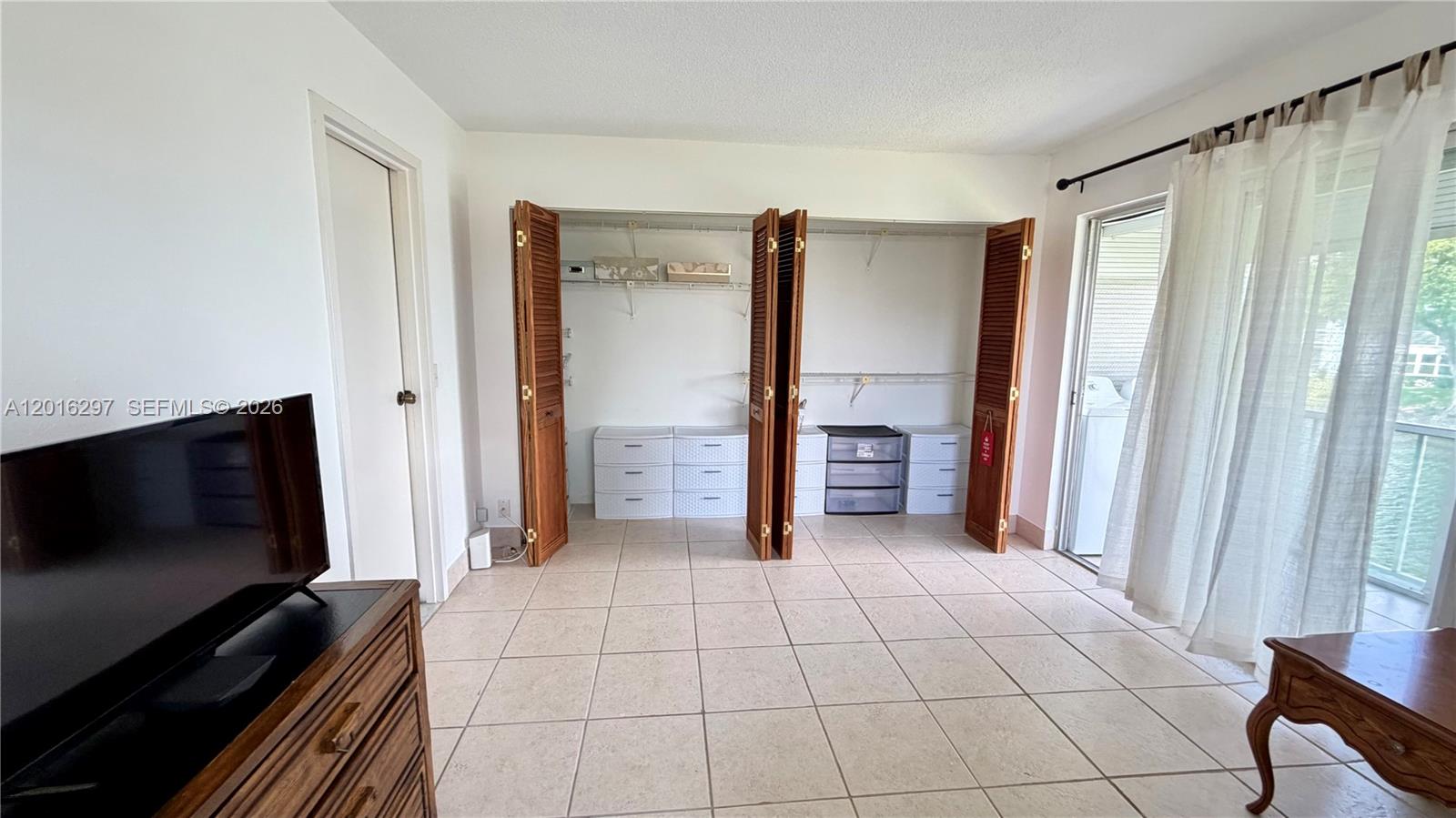 KINGS POINT MONACO CONDOS - Residential Lease