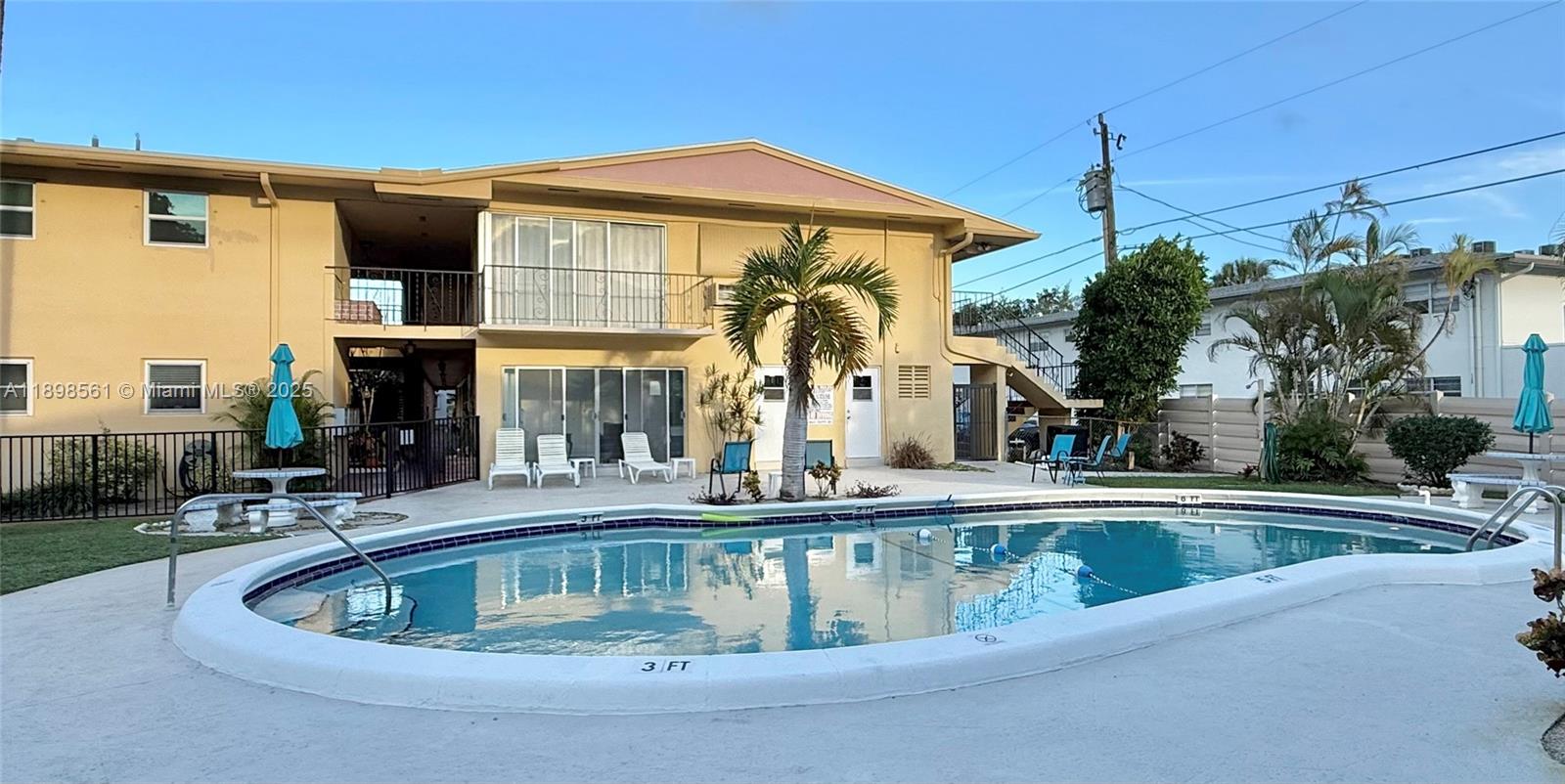 SUBURBANITE SQUARE I CO-O - Residential