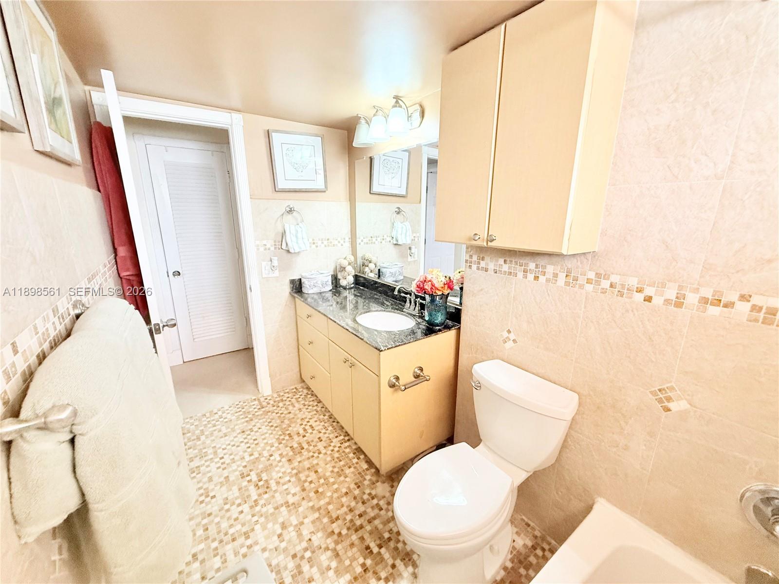 SUBURBANITE SQUARE I CO-O - Residential