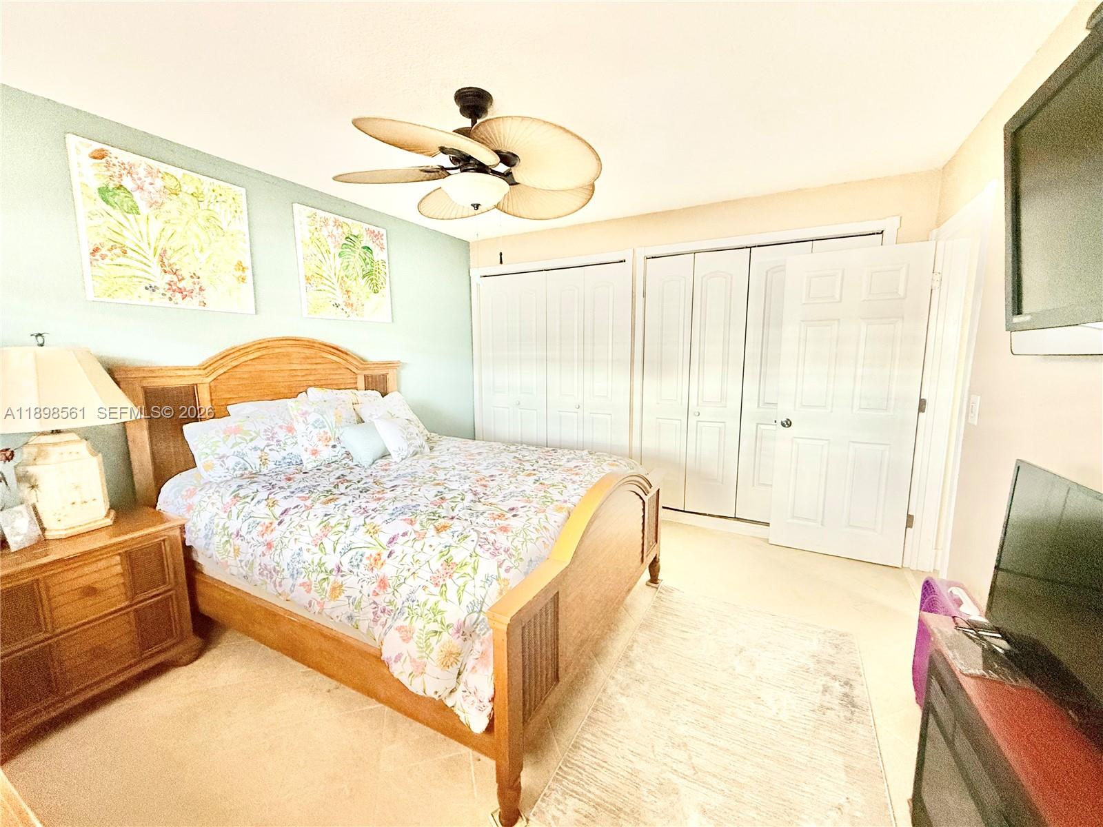 SUBURBANITE SQUARE I CO-O - Residential