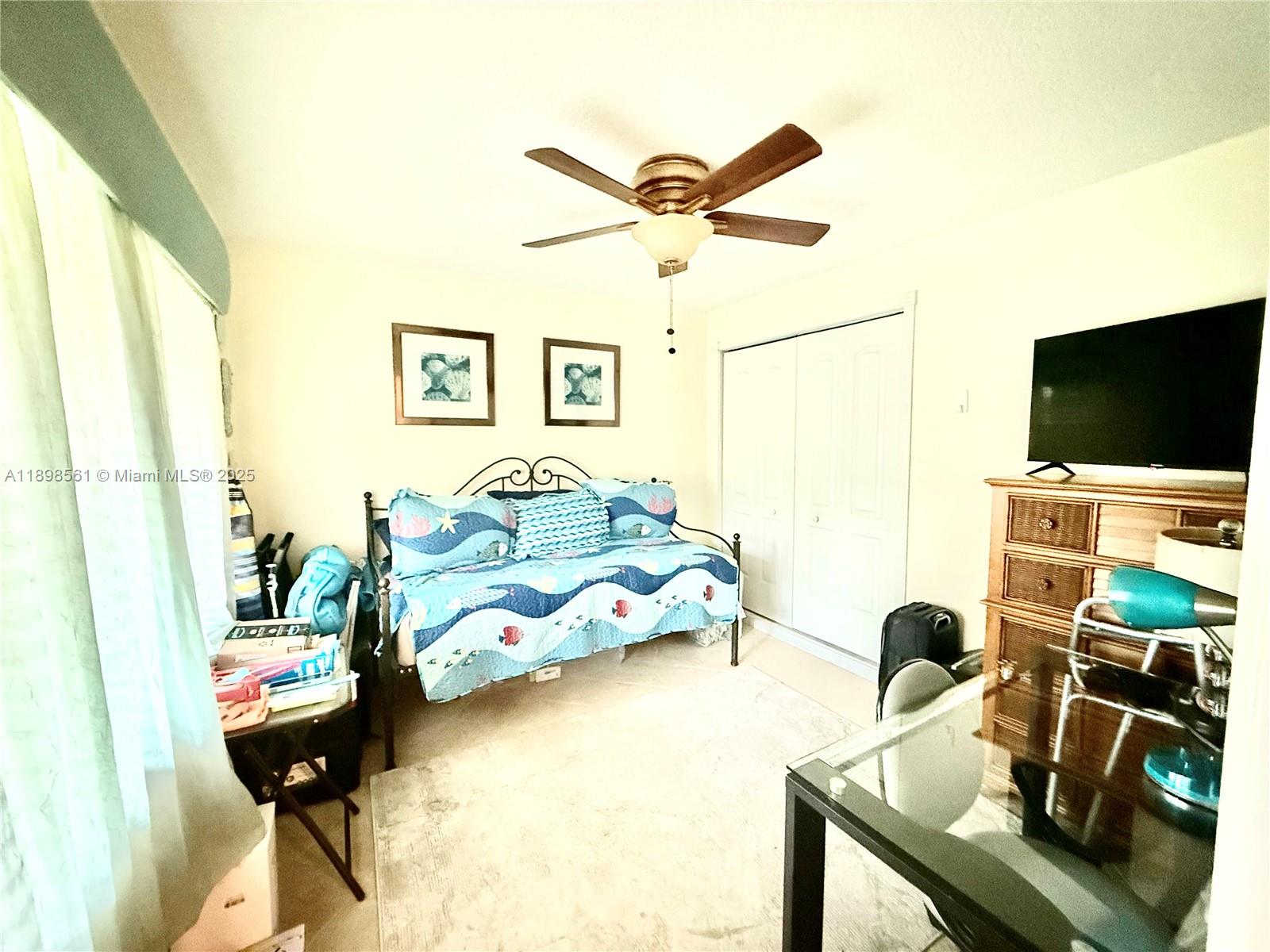 SUBURBANITE SQUARE I CO-O - Residential