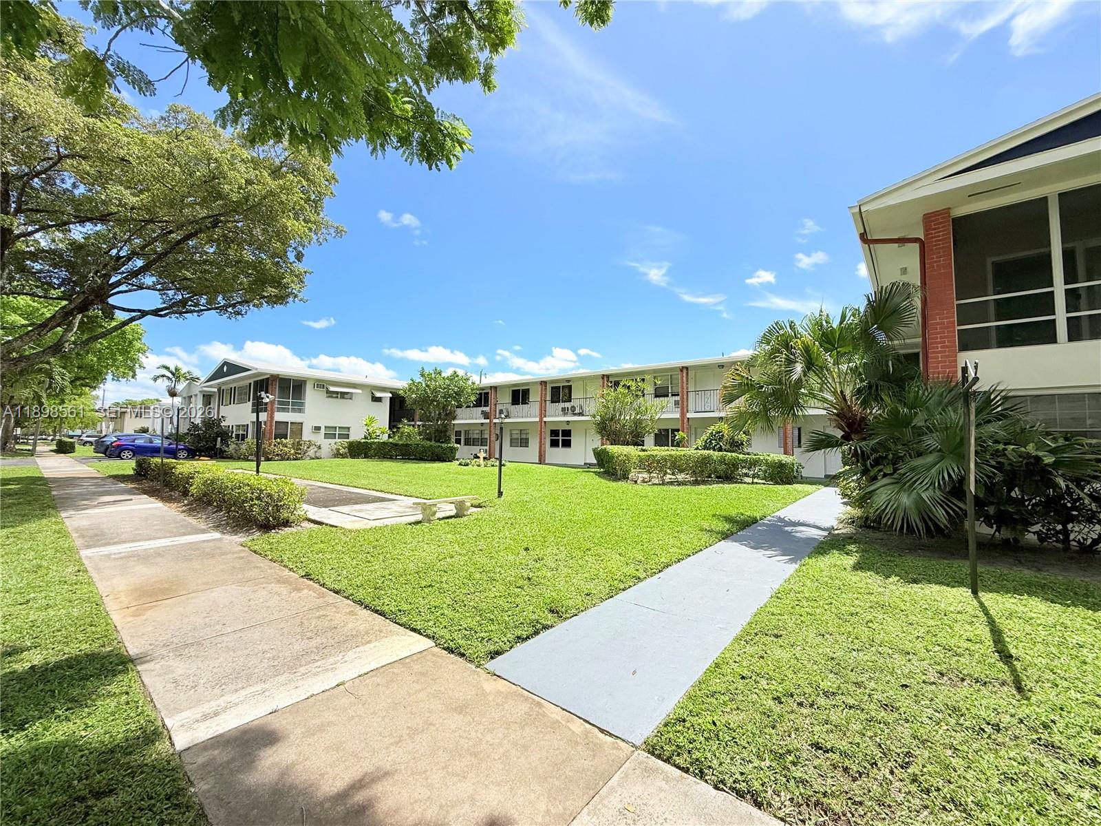 SUBURBANITE SQUARE I CO-O - Residential