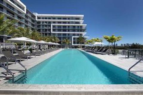 Photo of 2960 NE 207 St #PH16, Aventura, FL 33180 (MLS # A11972801)