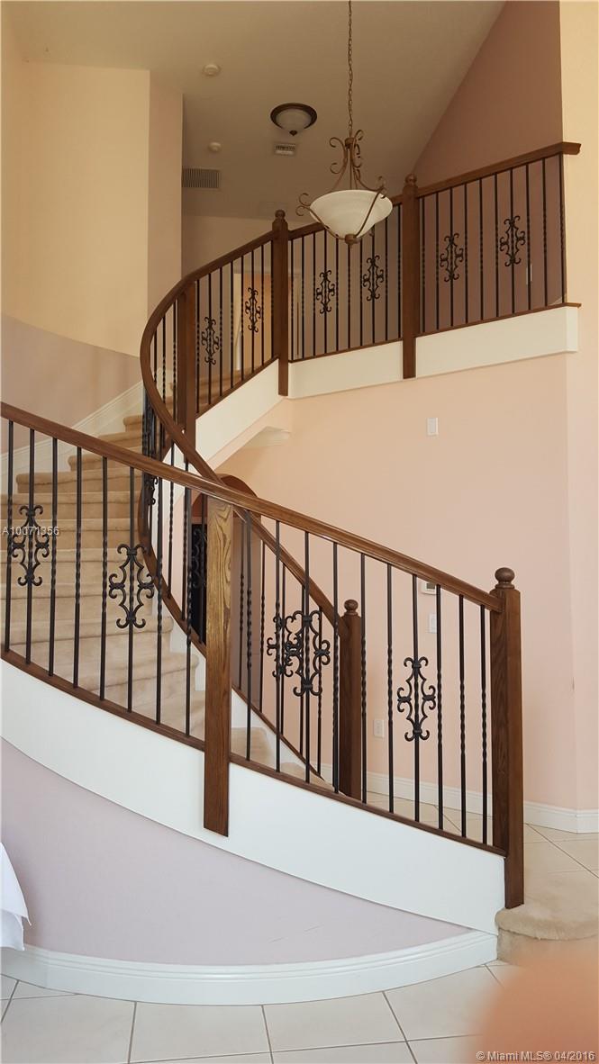 A B At Tamiami Trail Ph 0 - Residential