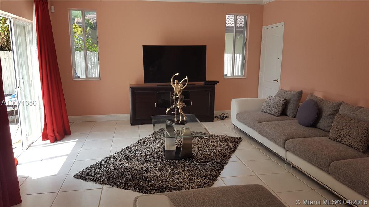 A B At Tamiami Trail Ph 0 - Residential