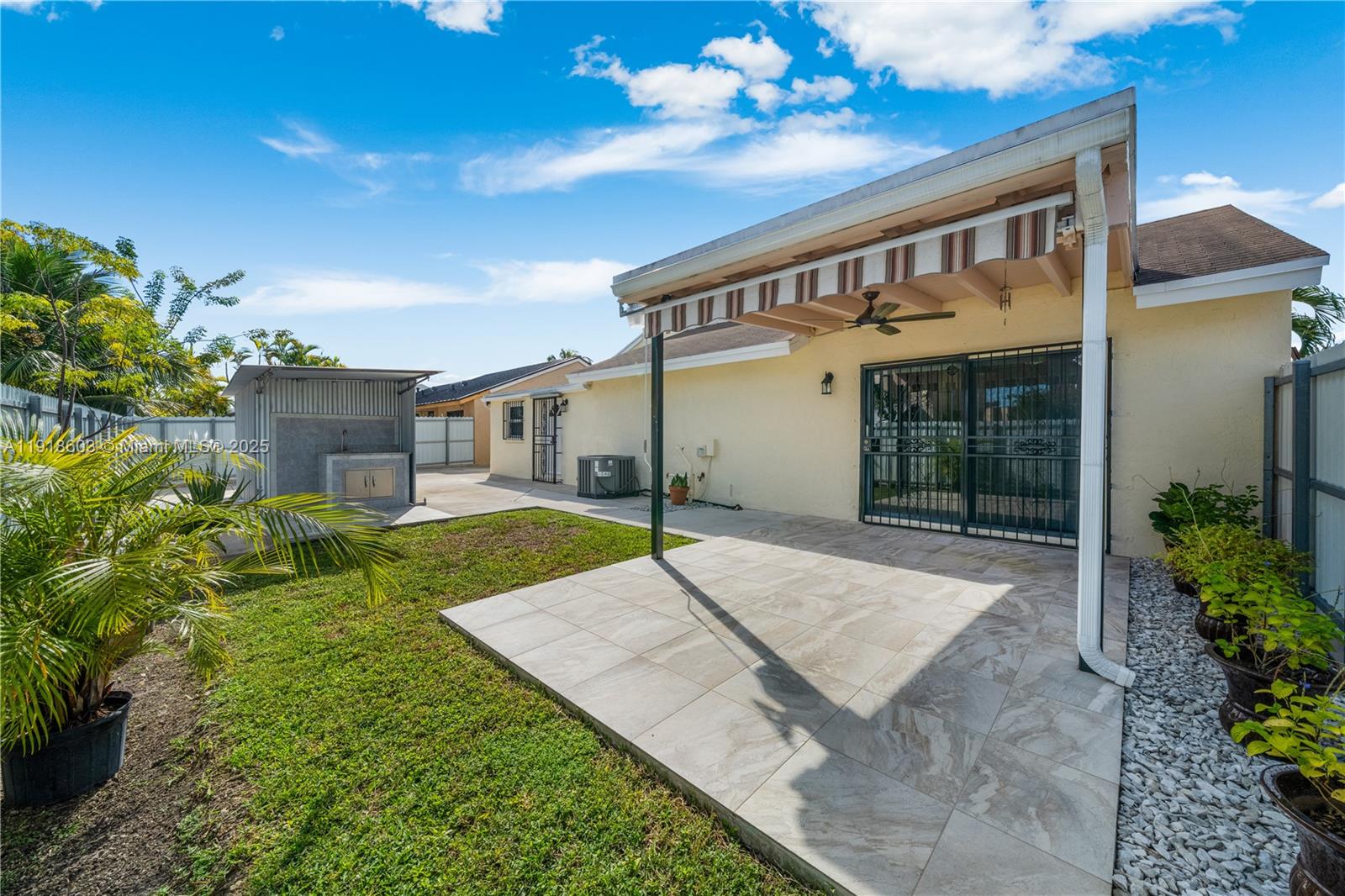 OAK PARK ESTATES SEC 1 - Residential