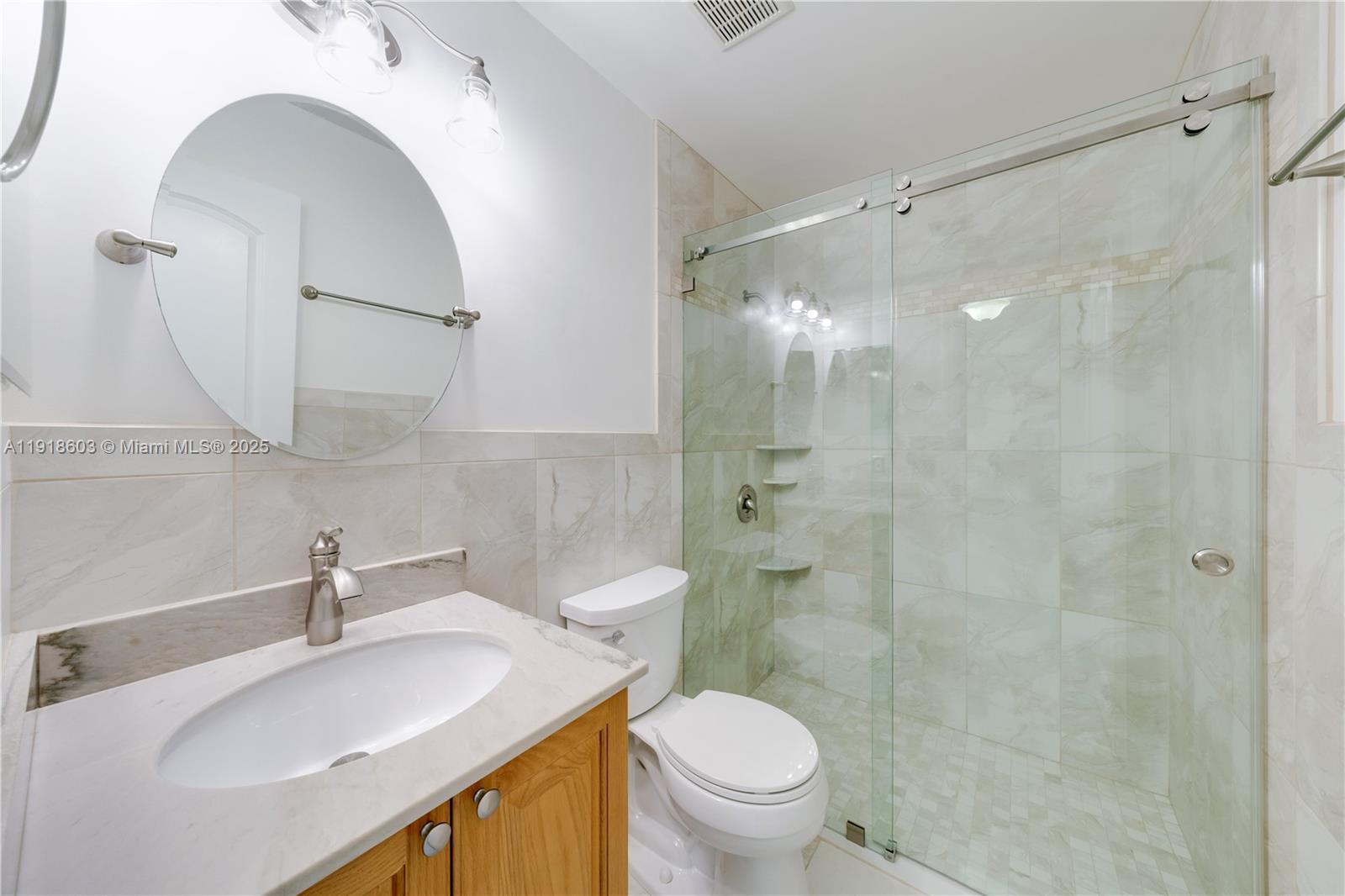 OAK PARK ESTATES SEC 1 - Residential