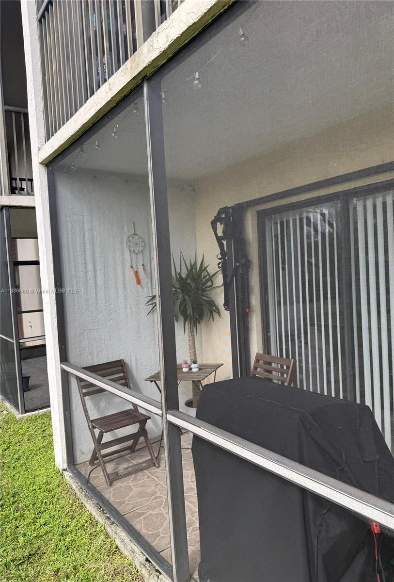 WELLEBY SHORES CONDOMINIU - Residential Lease