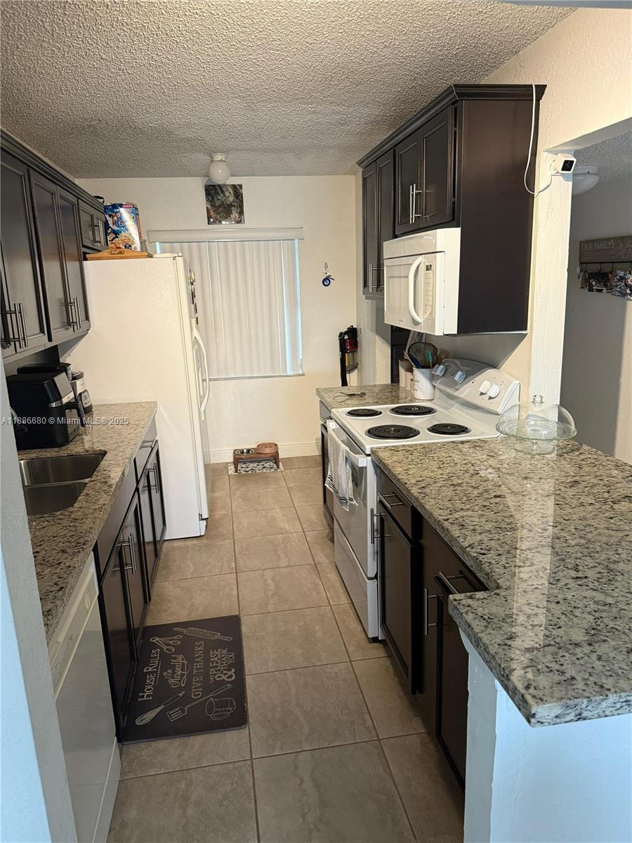 WELLEBY SHORES CONDOMINIU - Residential Lease