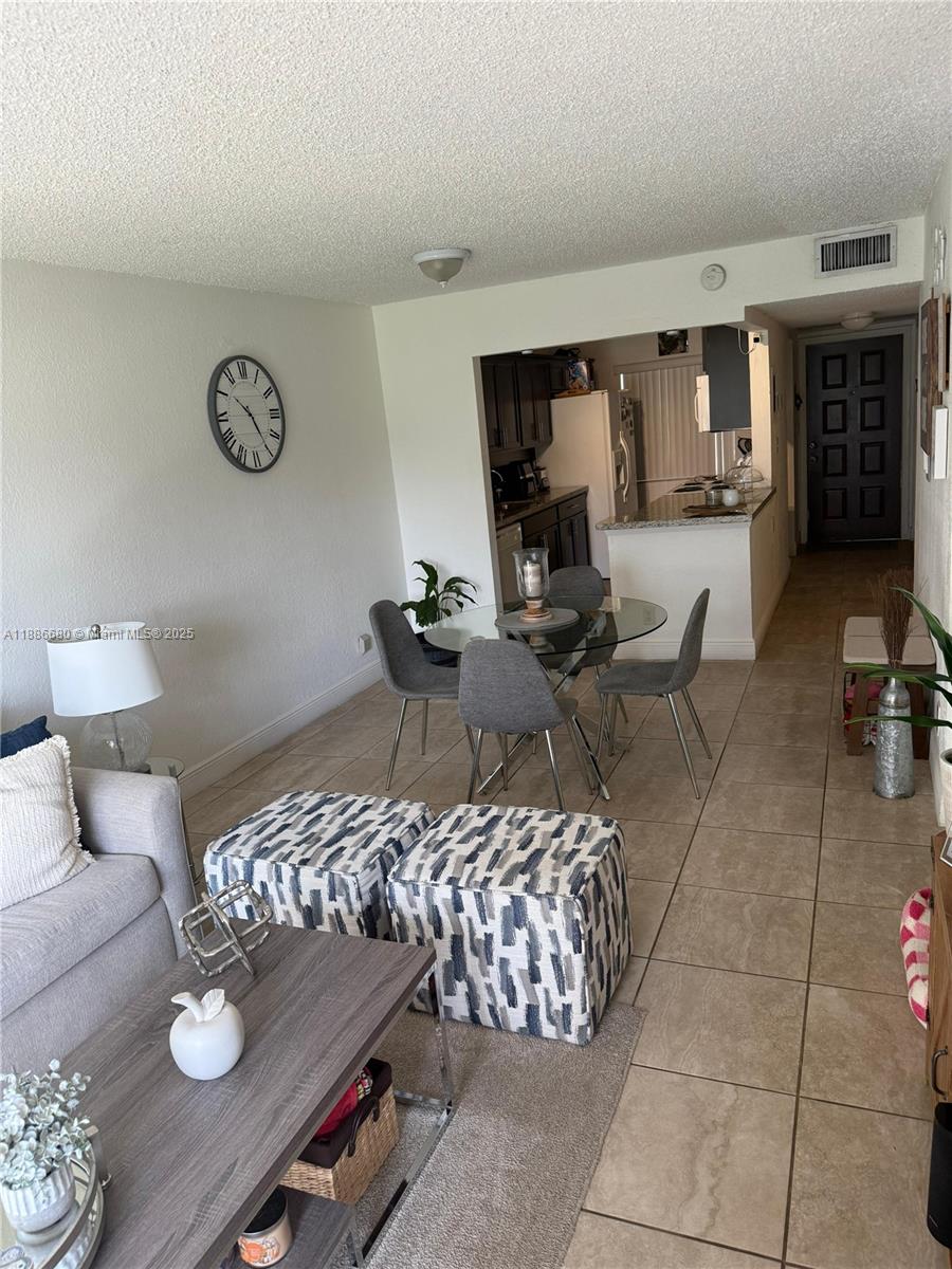 WELLEBY SHORES CONDOMINIU - Residential Lease
