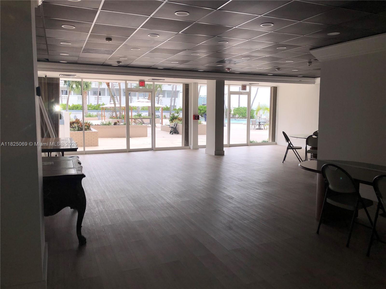 KENNEDY HOUSE CONDO - Residential