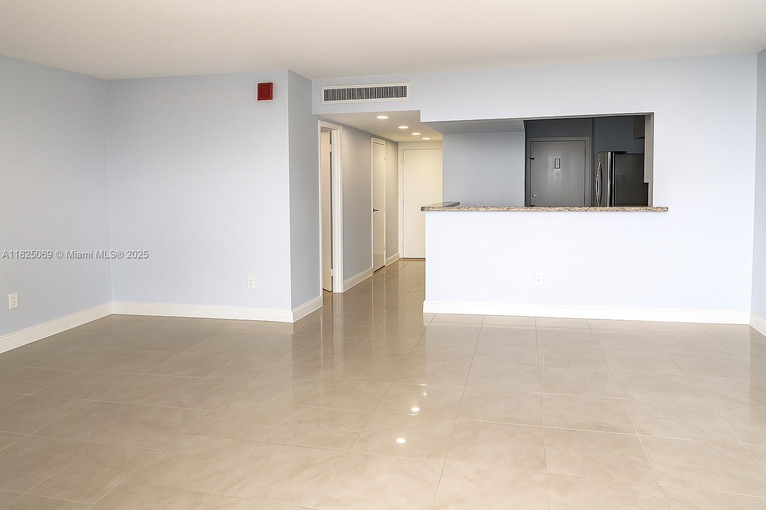 KENNEDY HOUSE CONDO - Residential