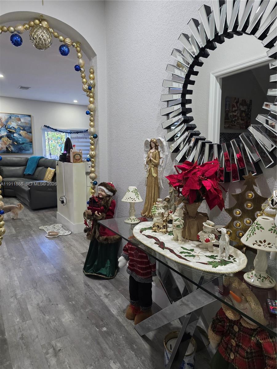 BELLAGIO AT VIZCAYA - Residential Lease