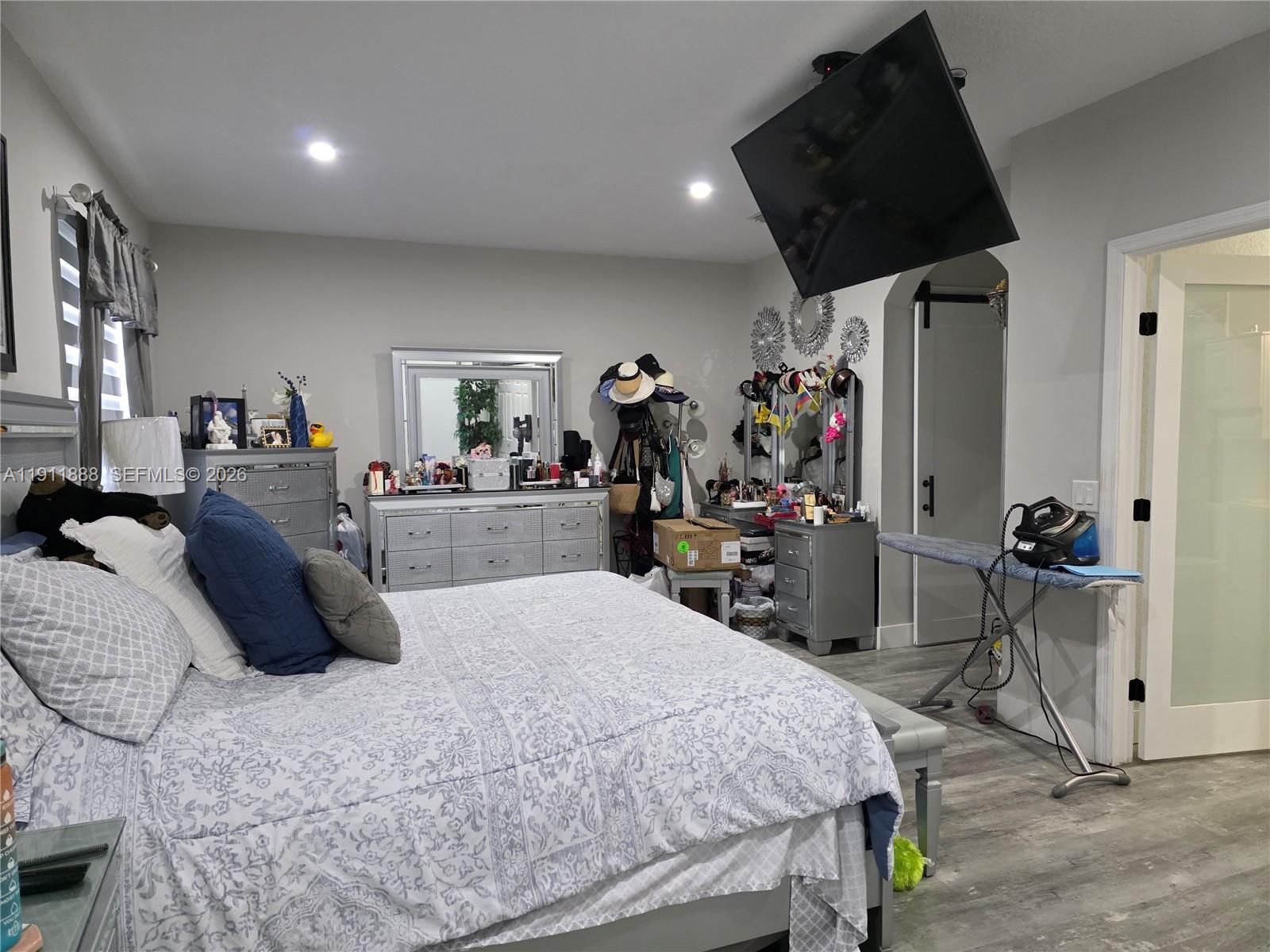 BELLAGIO AT VIZCAYA - Residential Lease